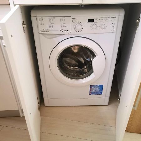 Contemporary Central Apartment In Cluj Napoca Екстер'єр фото